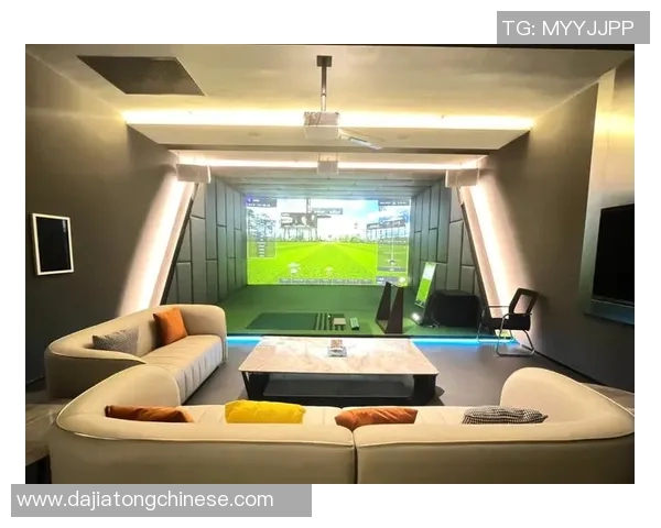 室内模拟高尔夫体验新风潮打造家庭休闲娱乐新选择